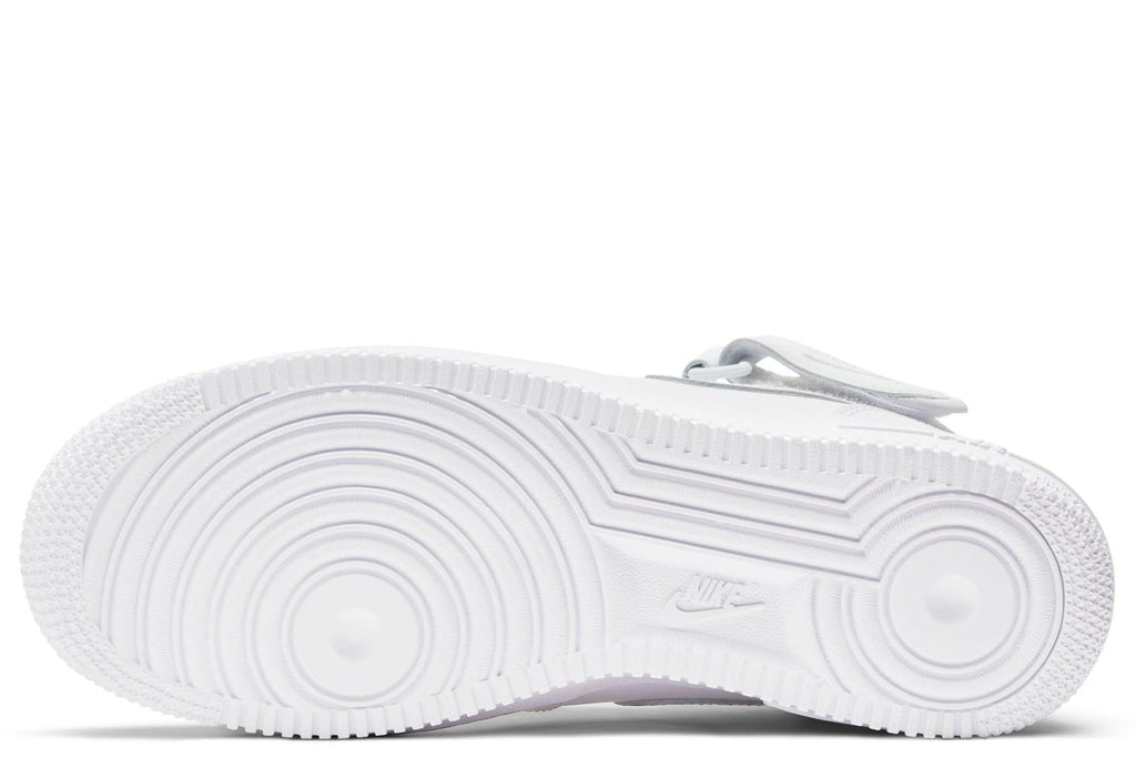 Nike Chaussures Air Force 1 Mid '07 en cuir pour femme, blanc