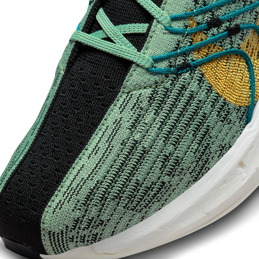 NIKE Homme Basket, émail Vert université Or Noir